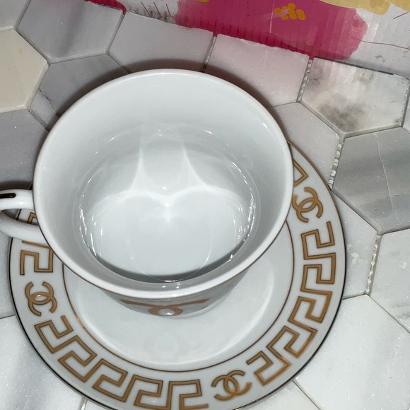 Chanel Embroidered Tea Cup And Saucer ☕️ - Picture 4 of 15